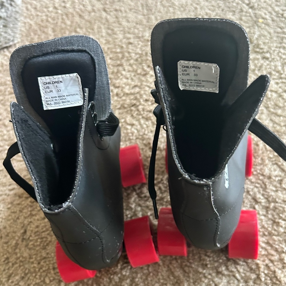 Kids' Black Roller Skates with Red Wheels